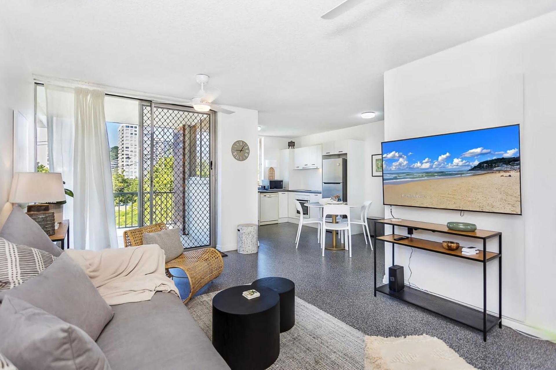 Ferienwohnung Beachside Bliss Your Ideal Coastal Hideaway Gold Coast Exterior foto