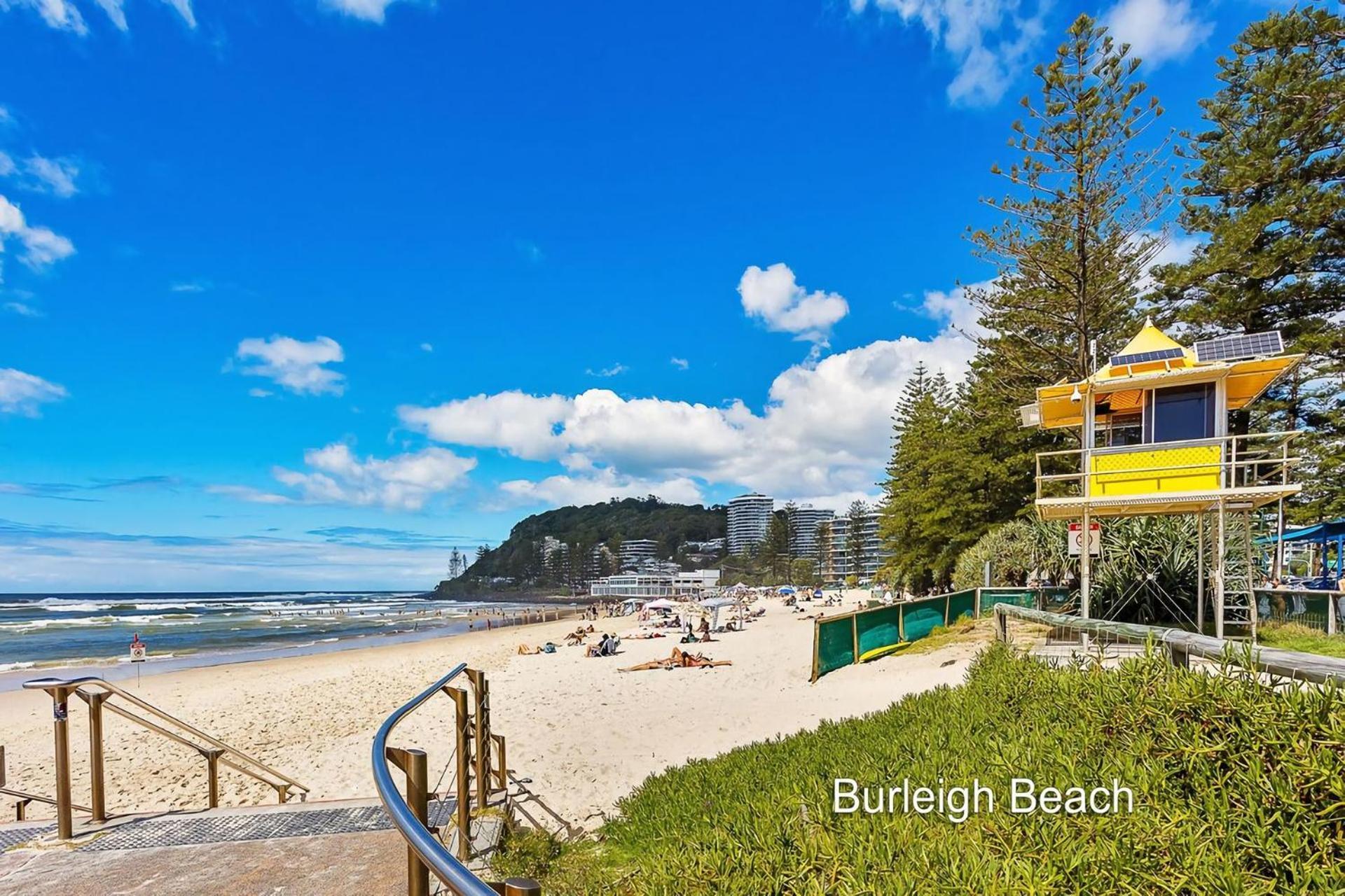 Ferienwohnung Beachside Bliss Your Ideal Coastal Hideaway Gold Coast Exterior foto